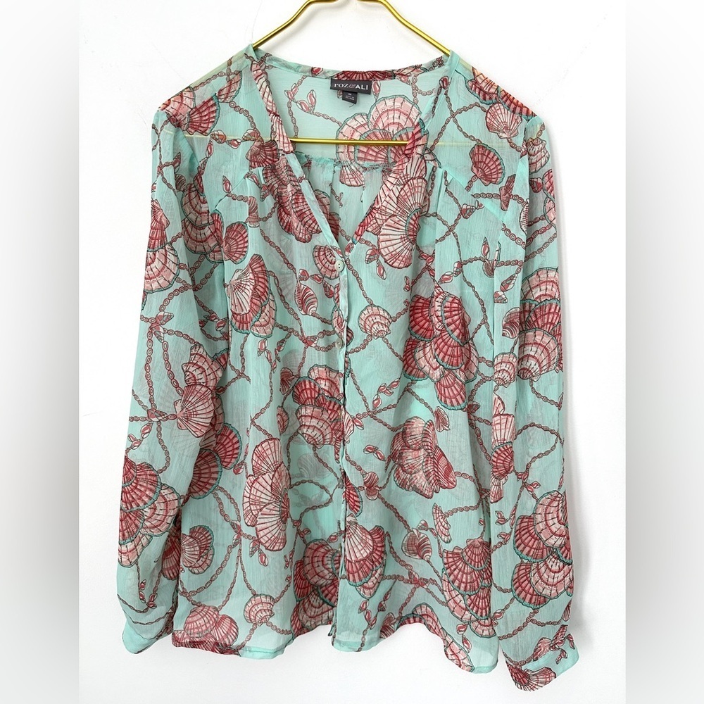 Roz & Ali Teal Pink Sea Shell Beach Semi Sheer Button Front Flowy Top Medium